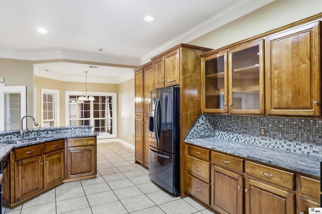 18 WATERS EDGE DRIVE, Monroe, LA 71203