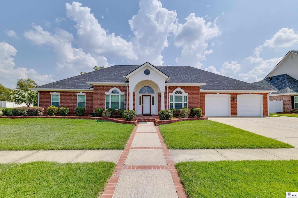 18 WATERS EDGE DRIVE, Monroe, LA 71203