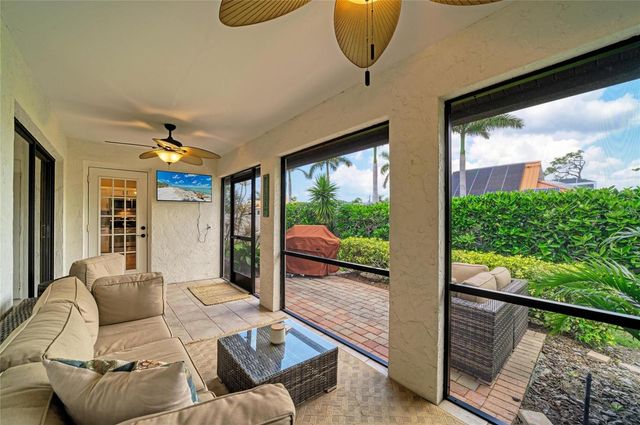 246 LAUREL HOLLOW DRIVE 23, Nokomis, FL 34275