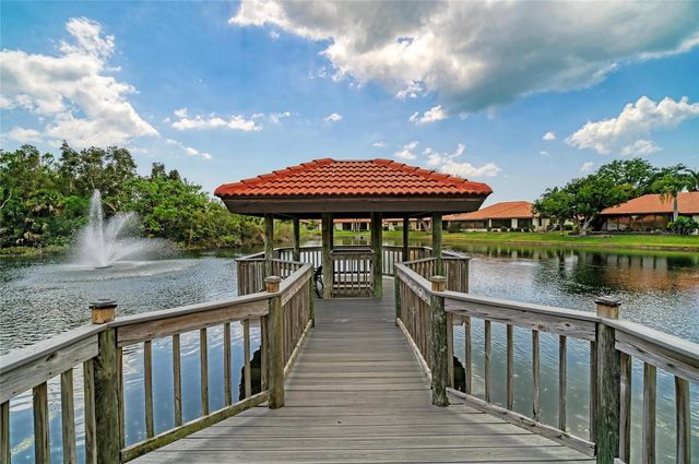 246 LAUREL HOLLOW DRIVE 23, Nokomis, FL 34275