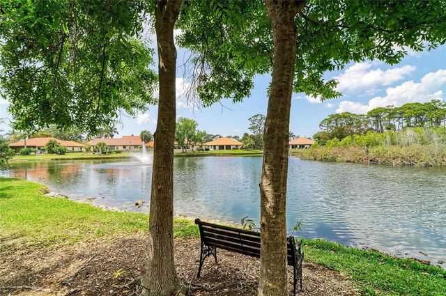 246 LAUREL HOLLOW DRIVE 23, Nokomis, FL 34275