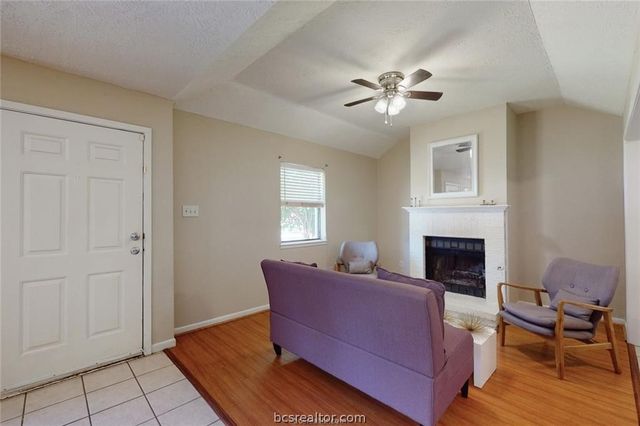 908 Water Locust Drive, Bryan, TX 77803