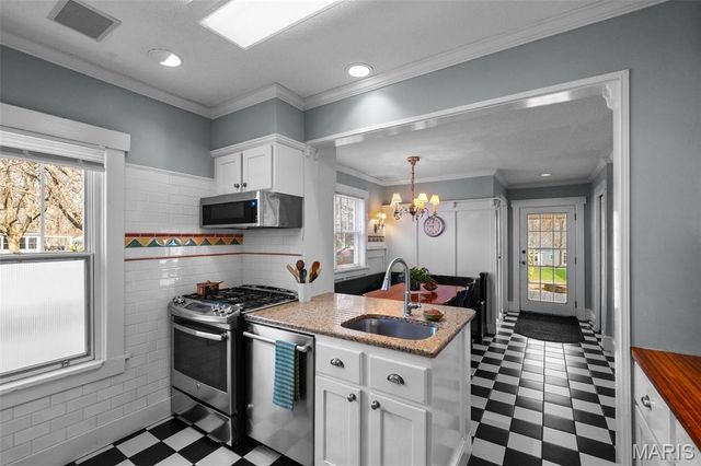 617 Lee Avenue, St Louis, MO 63119