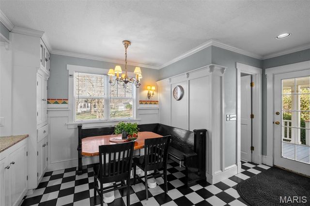 617 Lee Avenue, St Louis, MO 63119