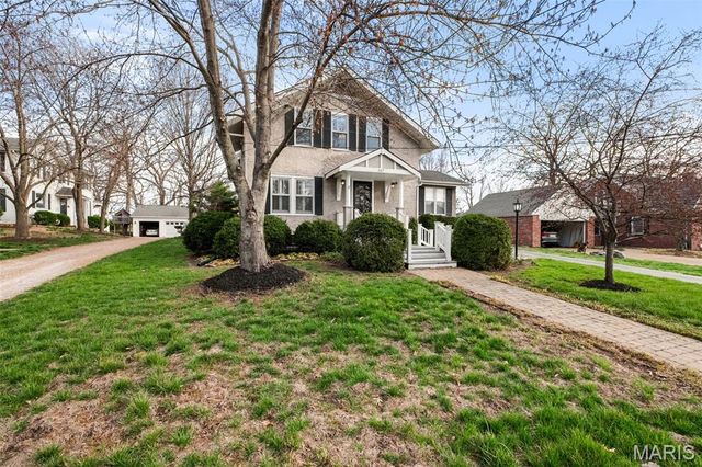 617 Lee Avenue, St Louis, MO 63119