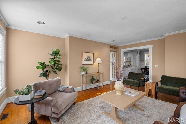 617 Lee Avenue, St Louis, MO 63119