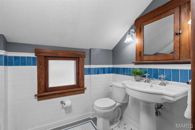 617 Lee Avenue, St Louis, MO 63119