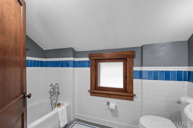 617 Lee Avenue, St Louis, MO 63119