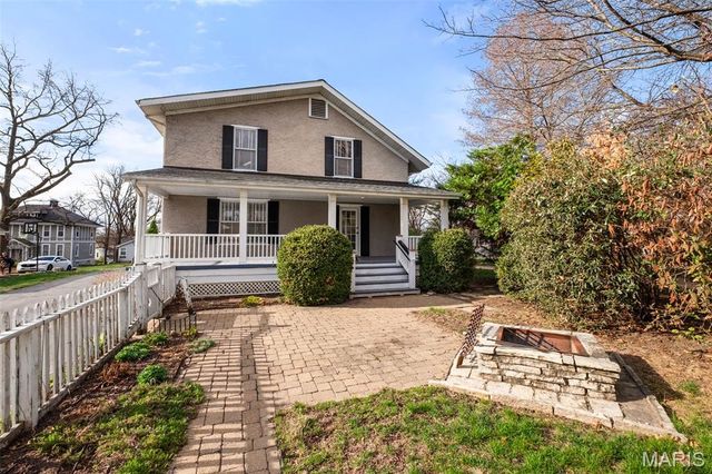 617 Lee Avenue, St Louis, MO 63119