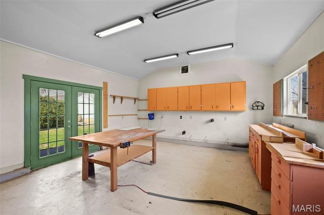 617 Lee Avenue, St Louis, MO 63119