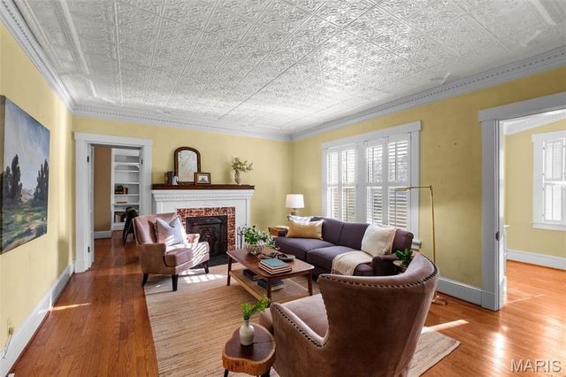 617 Lee Avenue, St Louis, MO 63119