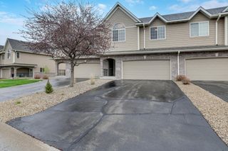 2575 Waterfall Way NW, Prior Lake, MN 55372