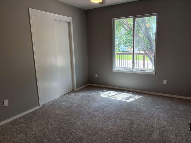 3502 W Fernwood, Wichita, KS 67217