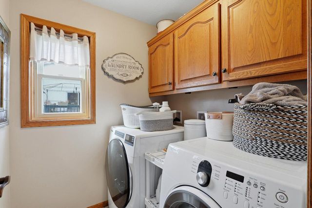 2306 Poch AVENUE, Plymouth, WI 53073