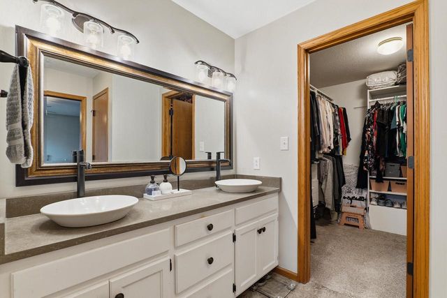 2306 Poch AVENUE, Plymouth, WI 53073