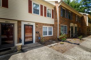 6810 Farmingdale Drive D, Charlotte, NC 28212