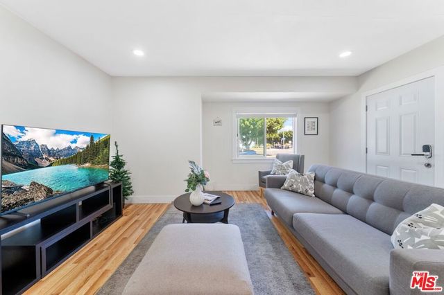 12219 S Central Avenue, Los Angeles, CA 90059