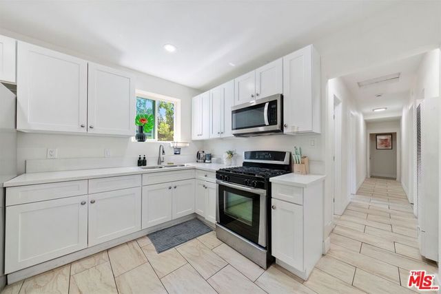 12219 S Central Avenue, Los Angeles, CA 90059