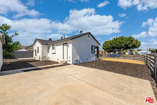 12219 S Central Avenue, Los Angeles, CA 90059