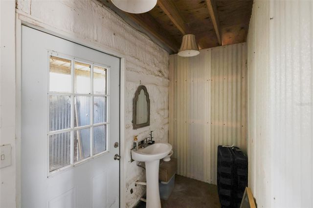 2731 LOGUE ROAD, Myakka City, FL 34251