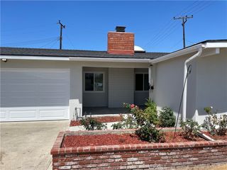 7901 RHINE LN, Huntington Beach, CA 92647