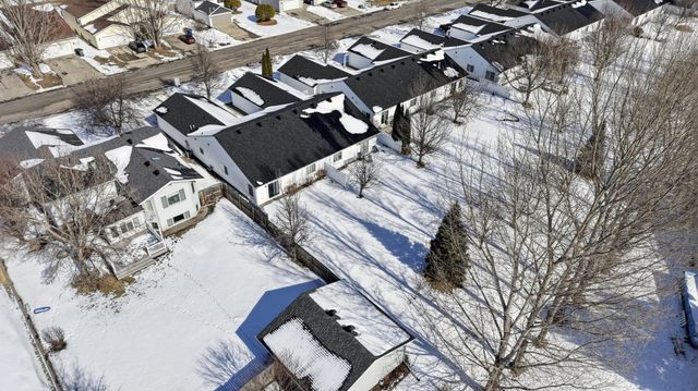 1327 32nd Street Circle S, Moorhead, MN 56560