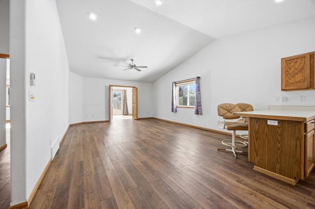 1327 32nd Street Circle S, Moorhead, MN 56560