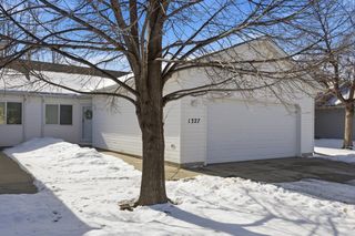 1327 32nd Street Circle S, Moorhead, MN 56560