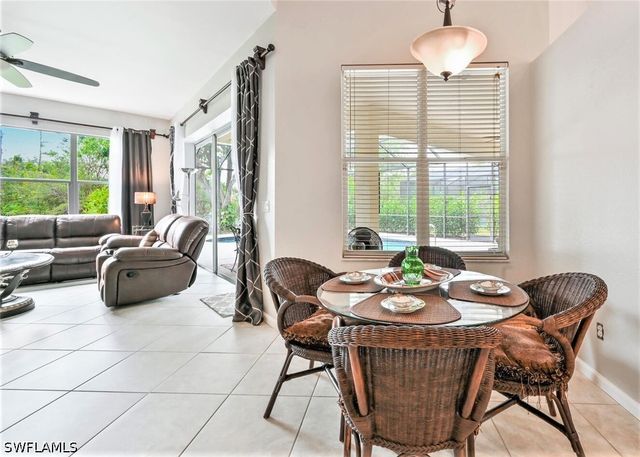 6545 Chestnut CIR, Naples, FL 34109