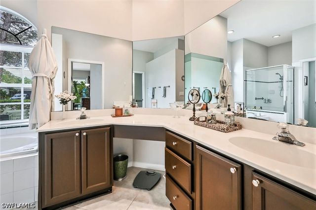 6545 Chestnut CIR, Naples, FL 34109