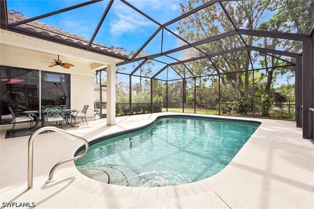 6545 Chestnut CIR, Naples, FL 34109