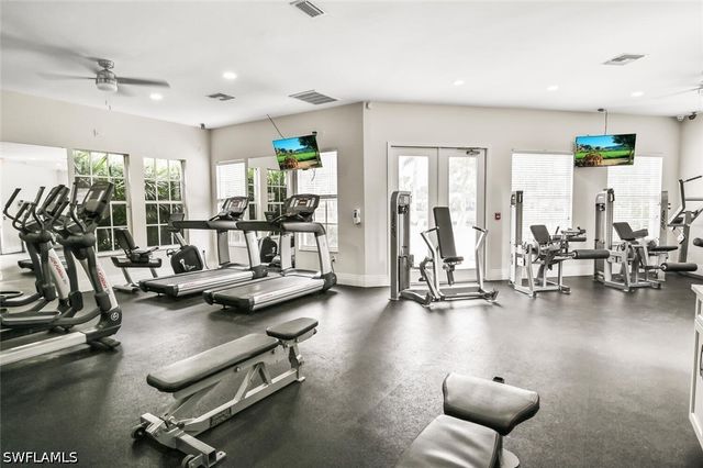 6545 Chestnut CIR, Naples, FL 34109