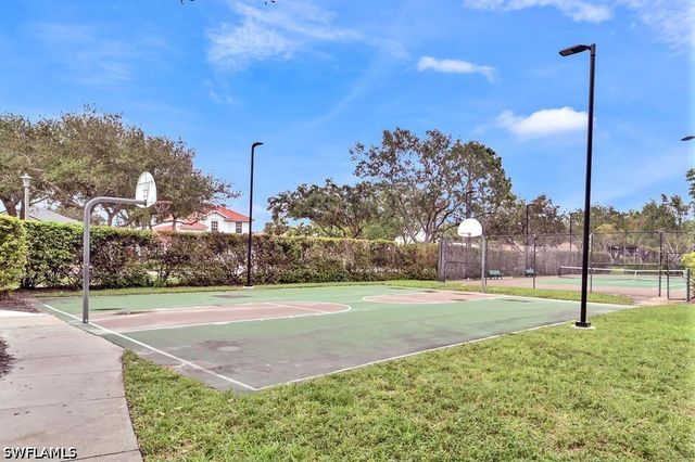 6545 Chestnut CIR, Naples, FL 34109