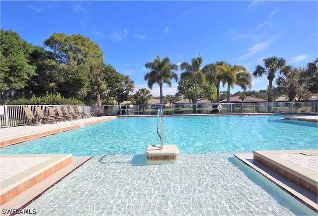 6545 Chestnut CIR, Naples, FL 34109