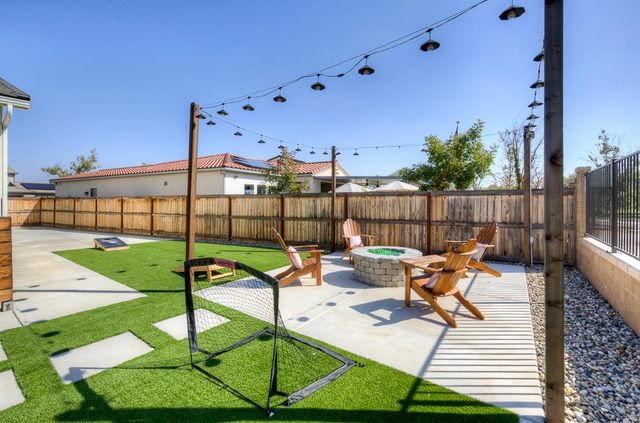 1048 Beaver Pond Loop, Madera, CA 93636