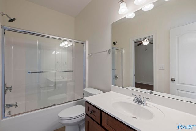 4735 Autumn Dusk Drive SE, Owens Cross Roads, AL 35763