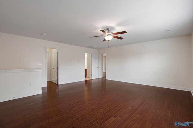 4735 Autumn Dusk Drive SE, Owens Cross Roads, AL 35763