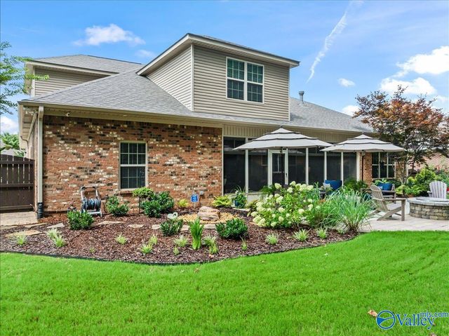 4735 Autumn Dusk Drive SE, Owens Cross Roads, AL 35763