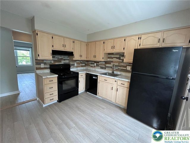 226 Vista Drive, Easton, PA 18042
