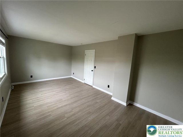 226 Vista Drive, Easton, PA 18042