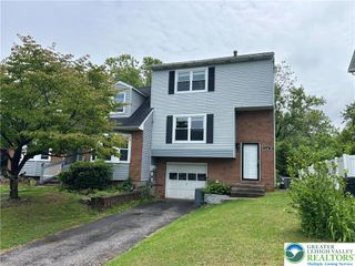 226 Vista Drive, Easton, PA 18042