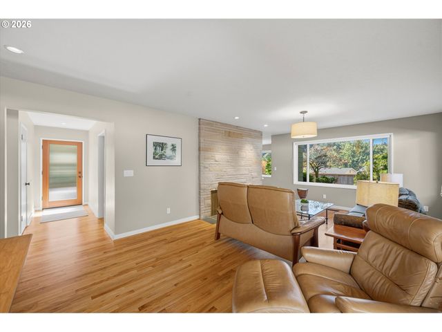 5321 Sw 33RD Dr, Portland, OR 97239