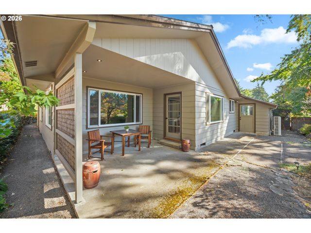 5321 Sw 33RD Dr, Portland, OR 97239