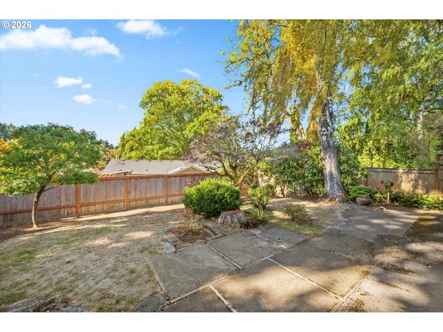5321 Sw 33RD Dr, Portland, OR 97239