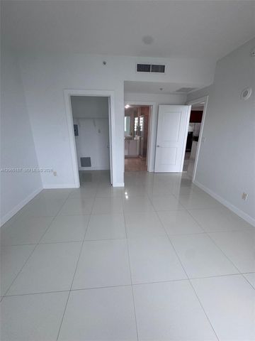 315 NE 3rd Avenue 1905, Fort Lauderdale, FL 33301