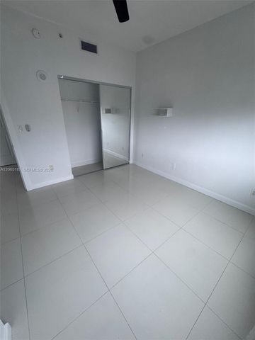 315 NE 3rd Avenue 1905, Fort Lauderdale, FL 33301