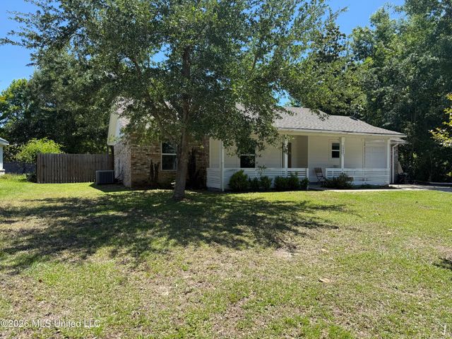 1704 S 1st Street, Ocean Springs, MS 39564