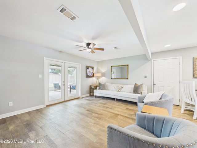 1704 S 1st Street, Ocean Springs, MS 39564