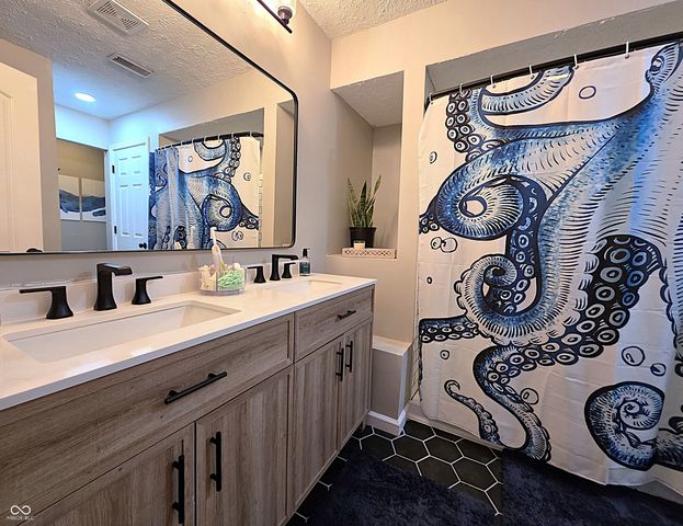 148 Sugarwood Lane, Avon, IN 46123