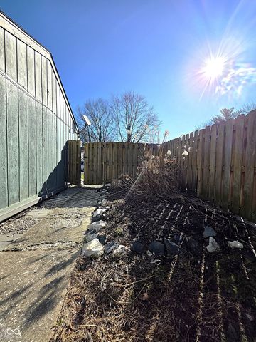 148 Sugarwood Lane, Avon, IN 46123